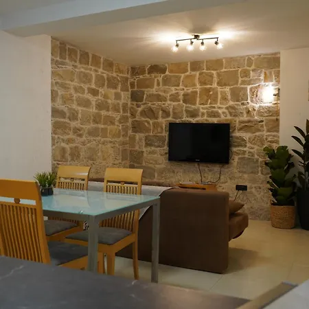 דירה Sea Breeze Apartment, 30m To Pebble Beach, Stobrec With Summer Amenities *