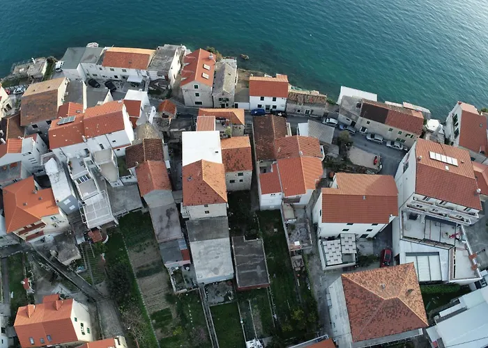 Sea Breeze Apartment, 30m To Pebble Beach, Stobrec With Summer Amenities Apartman Split